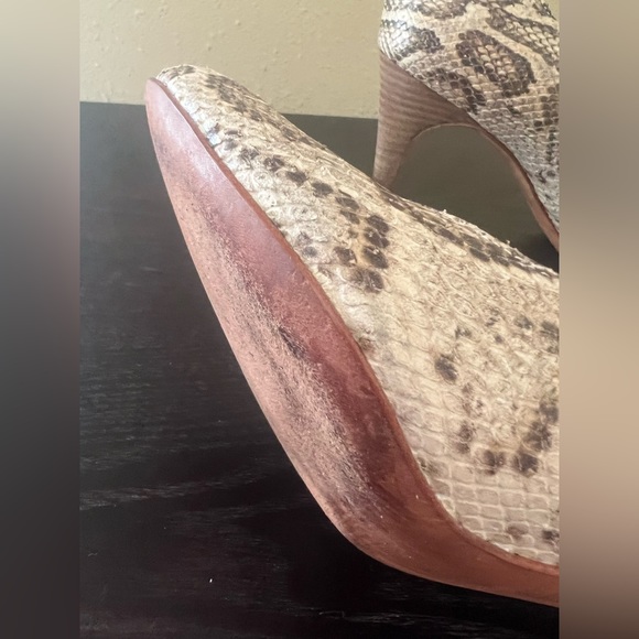 COACH Ladies Python Print Shoes size 8.5 - Picture 15 of 15